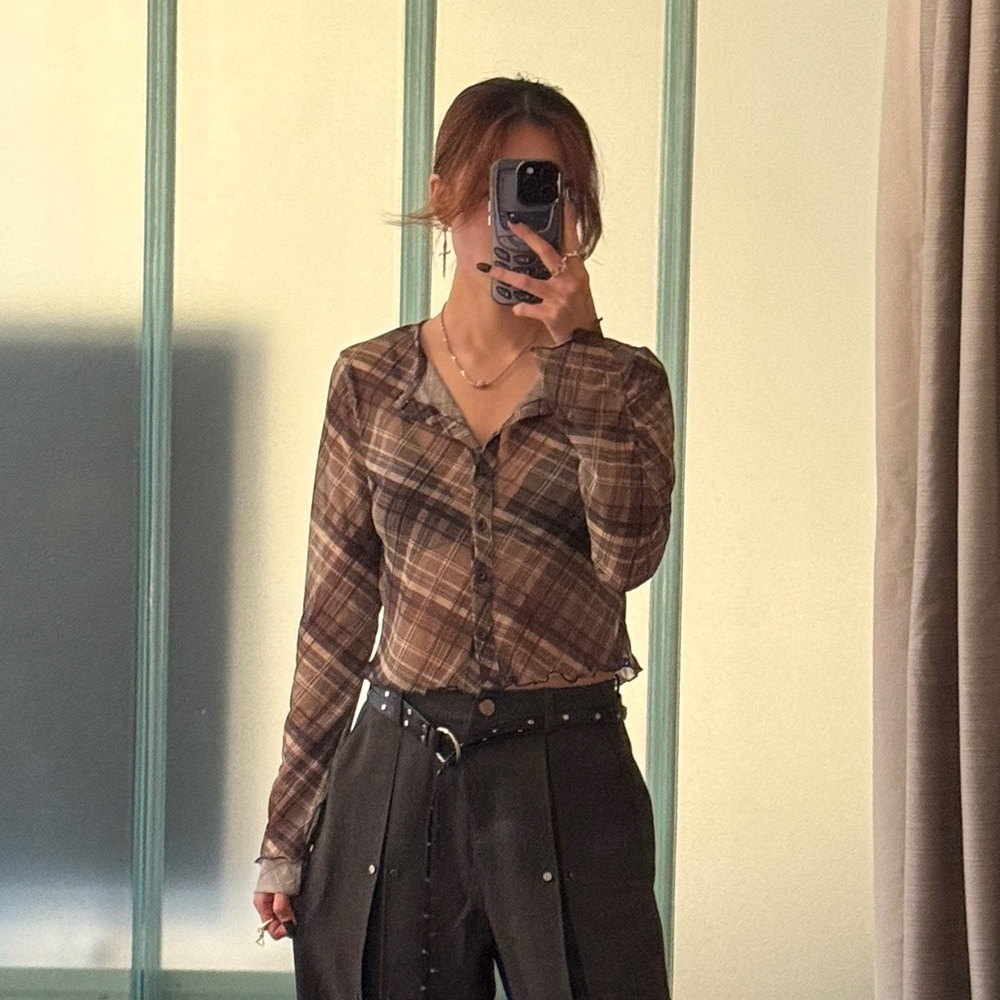 Black and brown plaid mesh shirt sz small